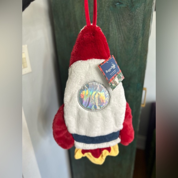 Other - NWT Rocket 🚀 Faur Fur Stocking